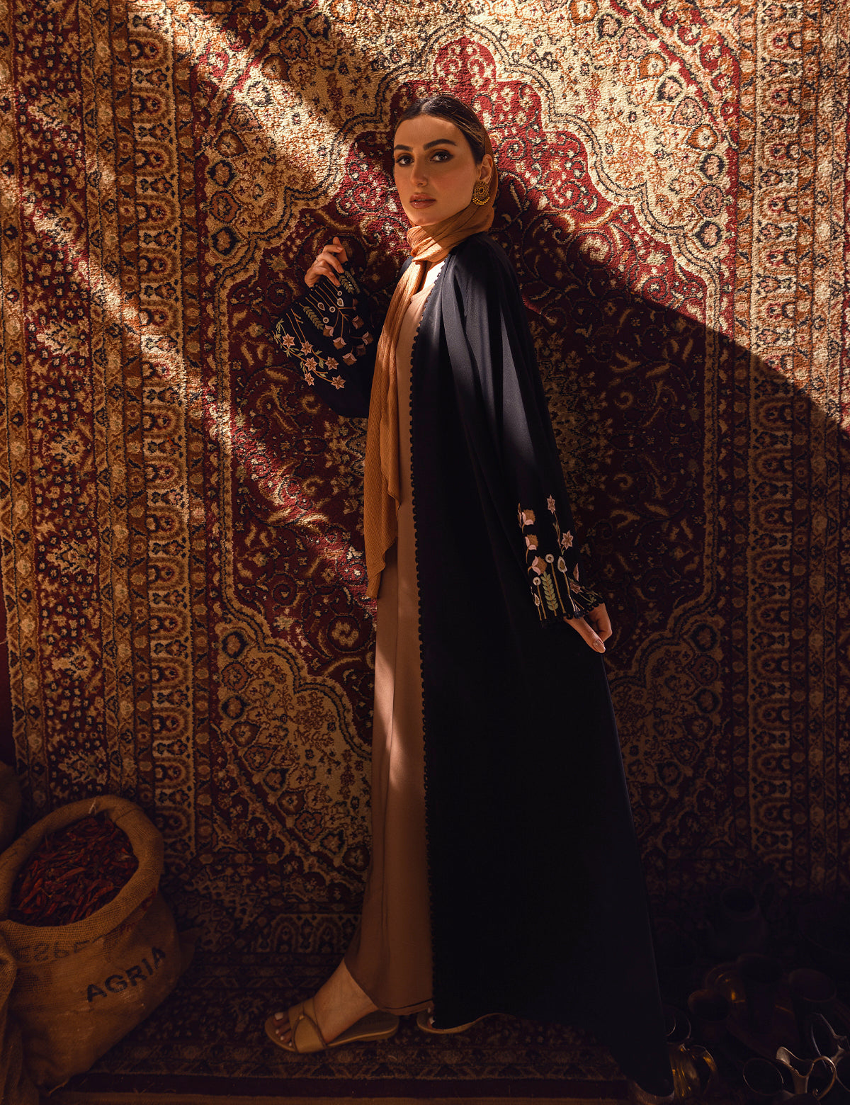 AYRA ABAYA